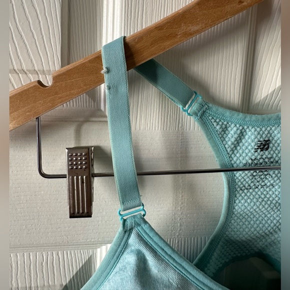 New Balance Racerback Bra Baby Blue Size Large - Picture 3 of 5